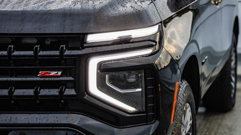 Used 2025 Chevrolet Tahoe Z71 AWD/4WD image 5