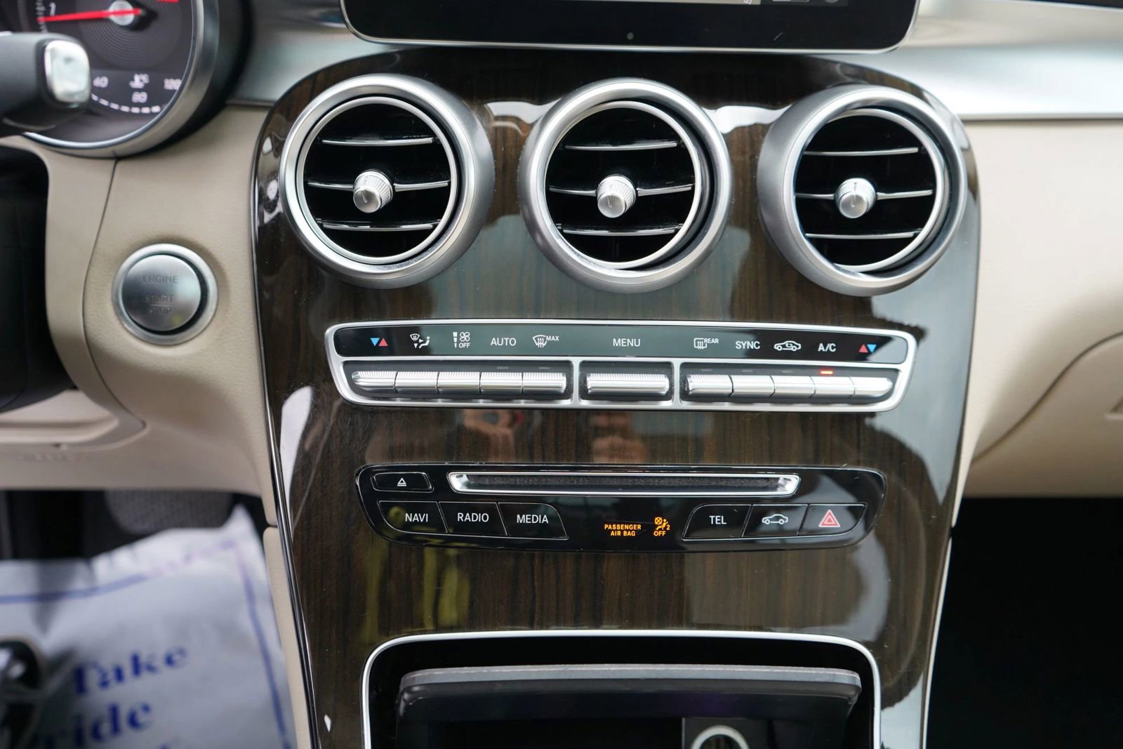 Used 2017 Mercedes-Benz GLC 300 image 12