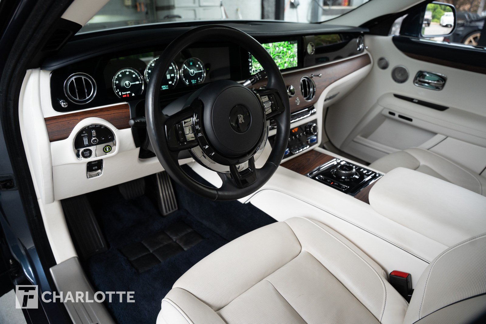 Used 2023 Rolls-Royce Ghost AWD/4WD image 24