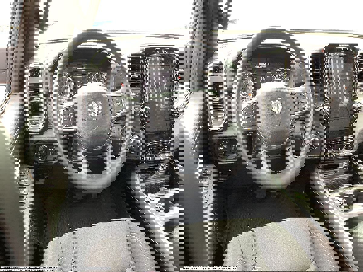 Used 2024 RAM 1500 Lone Star image 10