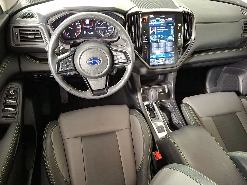 Used 2024 Subaru Ascent Onyx Edition w/ Popular Package Onyx AWD/4WD image 2