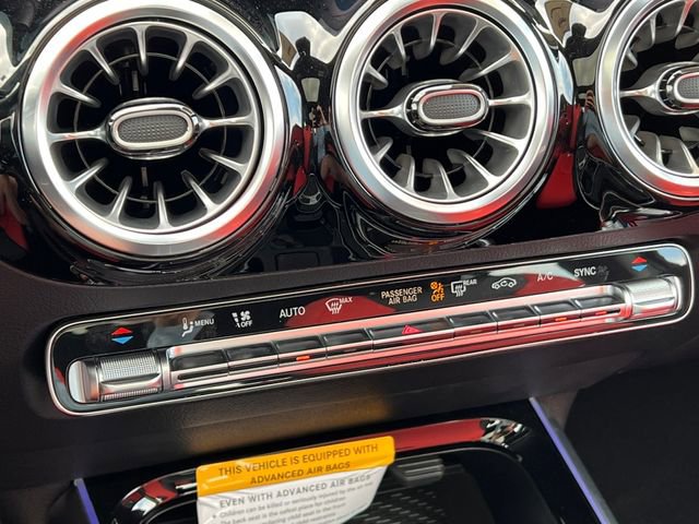 New 2025 Mercedes-Benz GLA 35 AMG 4MATIC image 29