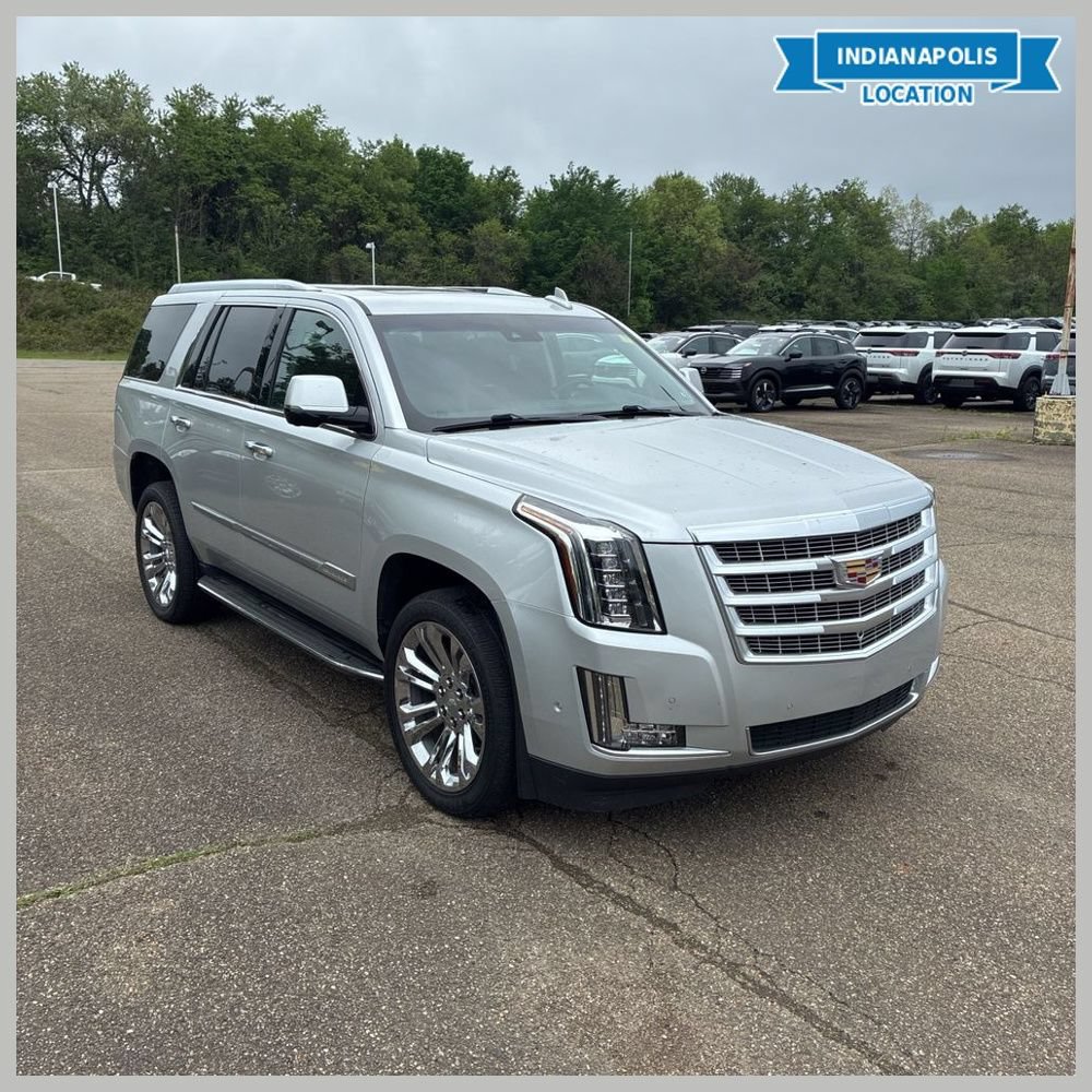 Used 2020 Cadillac Escalade Luxury w/ LPO, Radiant Package AWD/4WD image 1