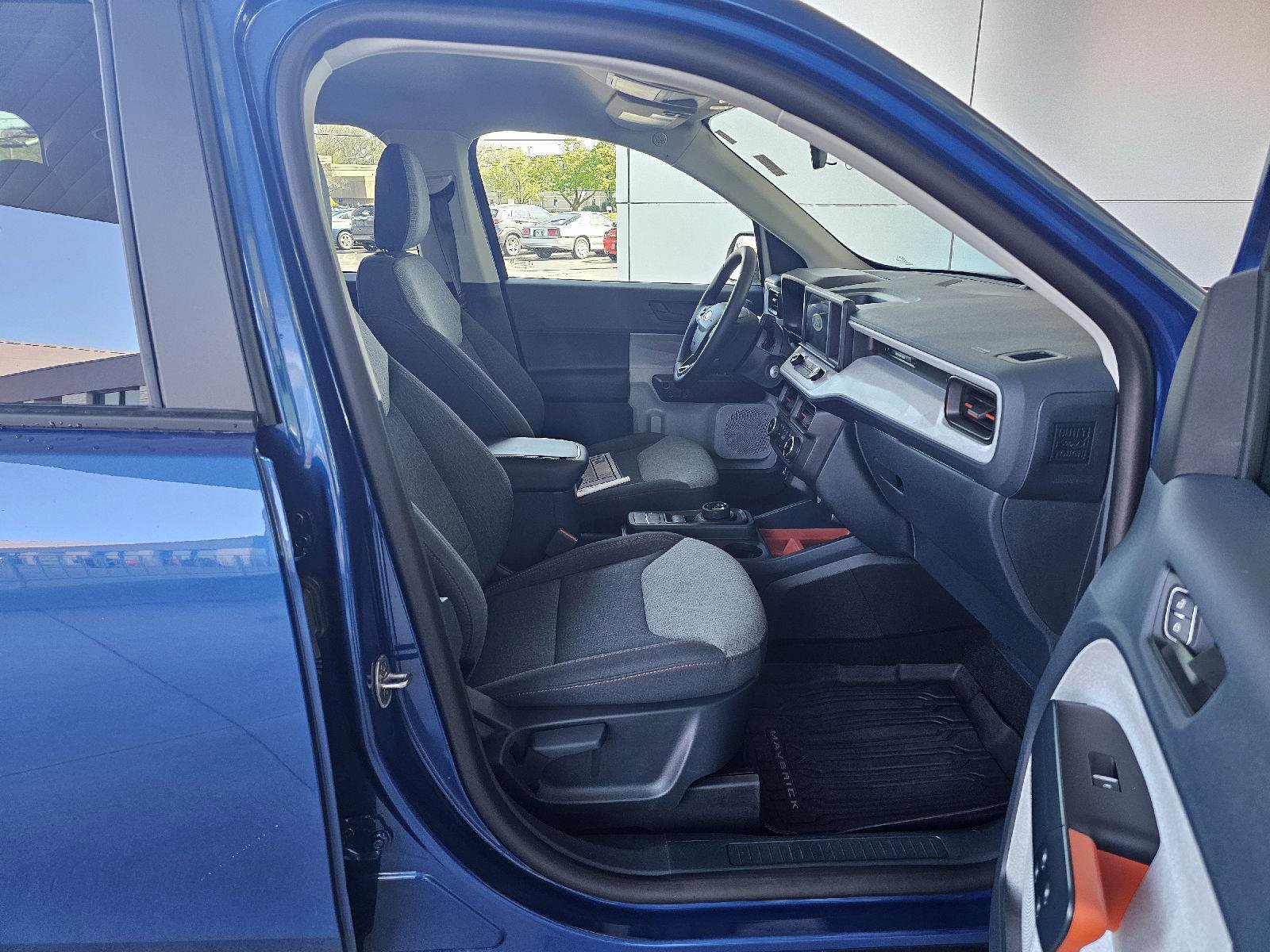 Used 2024 Ford Maverick XLT w/ XLT Luxury Package AWD/4WD image 12