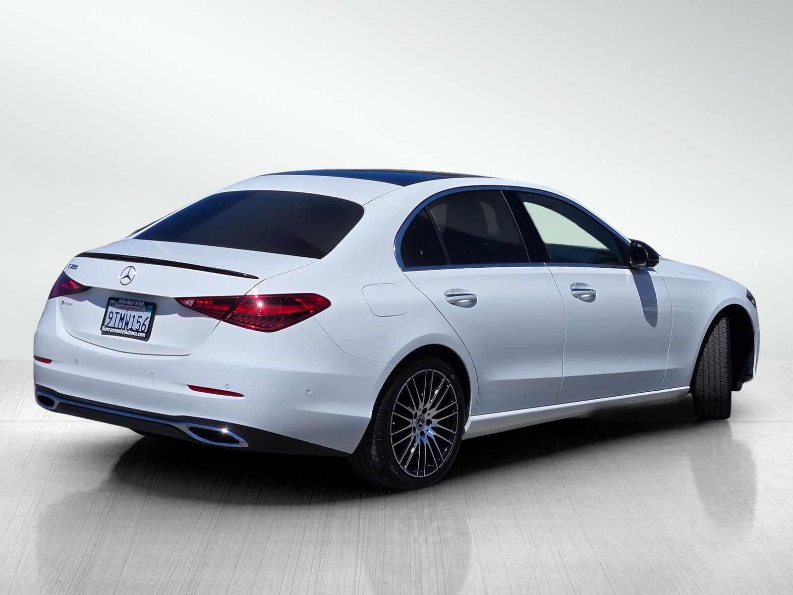 Used 2025 Mercedes-Benz C 300 Sedan image 4