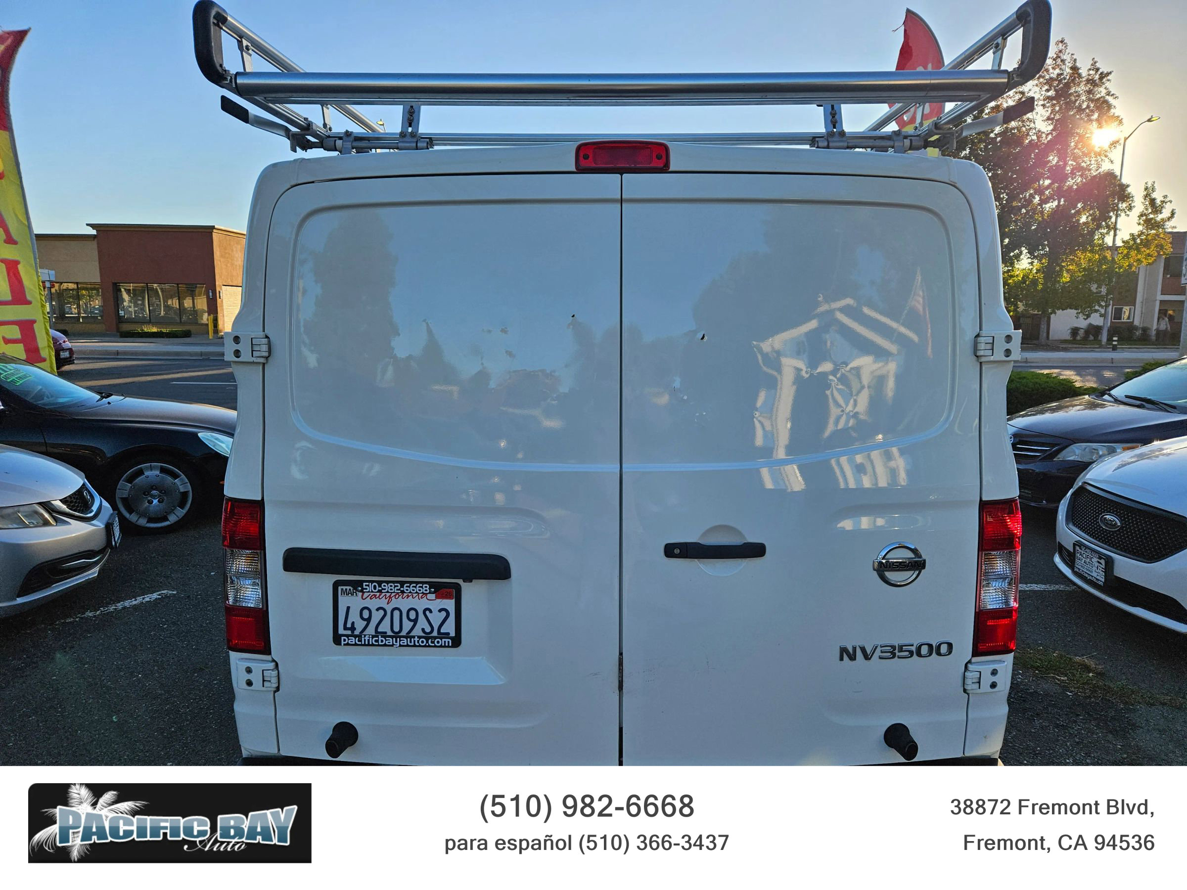 Used 2019 Nissan NV 3500 SL image 6