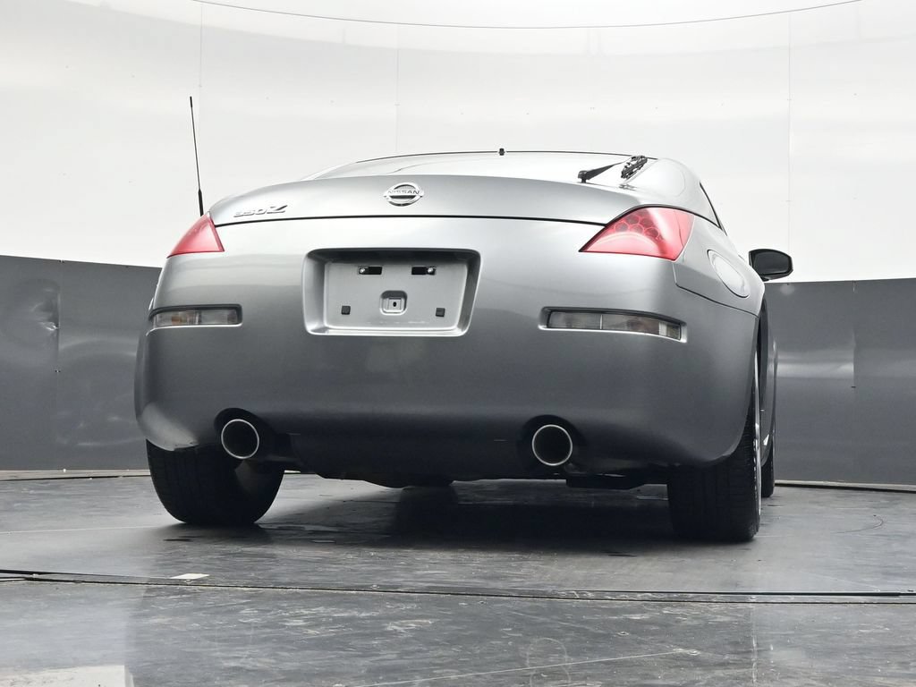 Used 2006 Nissan 350Z Enthusiast RWD image 31