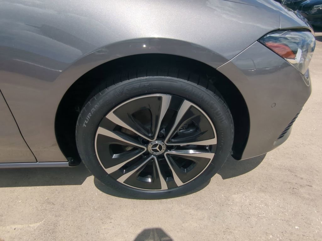 Used 2024 Mercedes-Benz CLA 250 4MATIC image 23