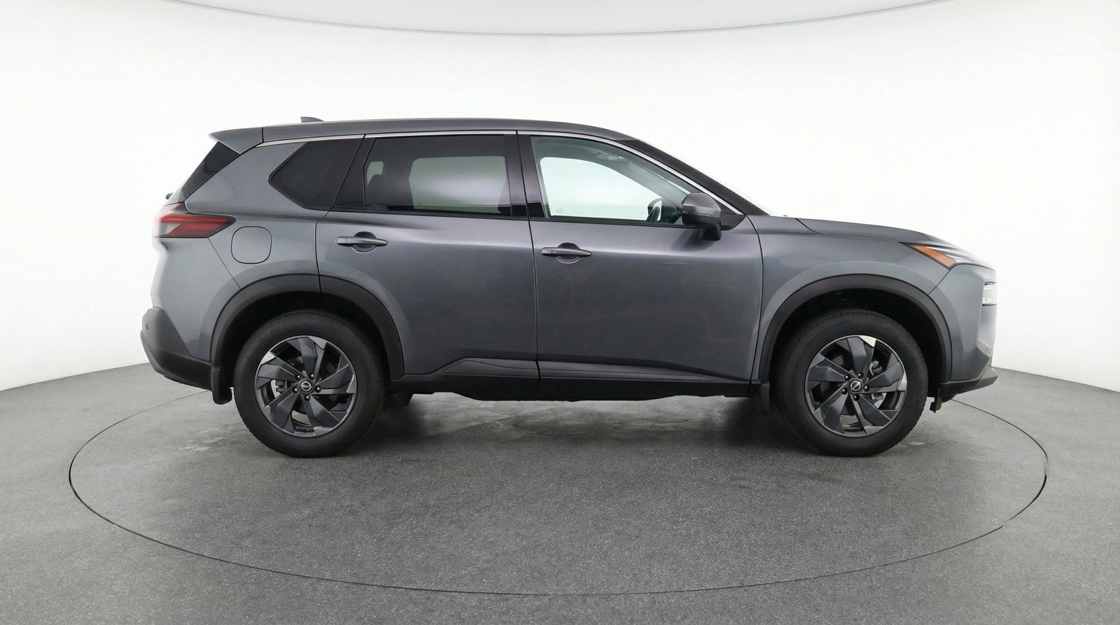 Used 2025 Nissan Rogue SV image 11