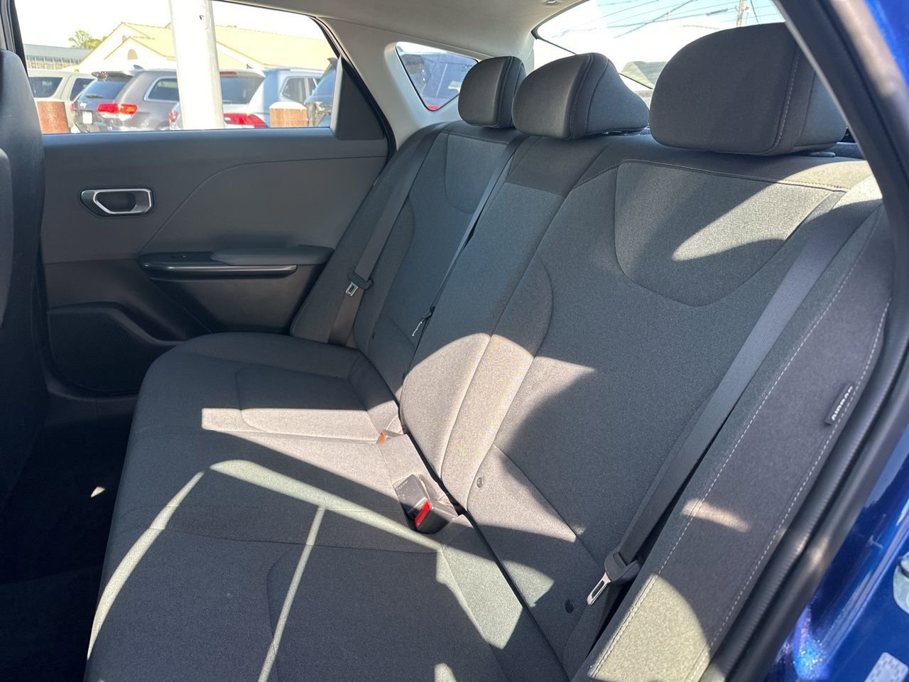 Used 2025 Kia K4 LXS image 12