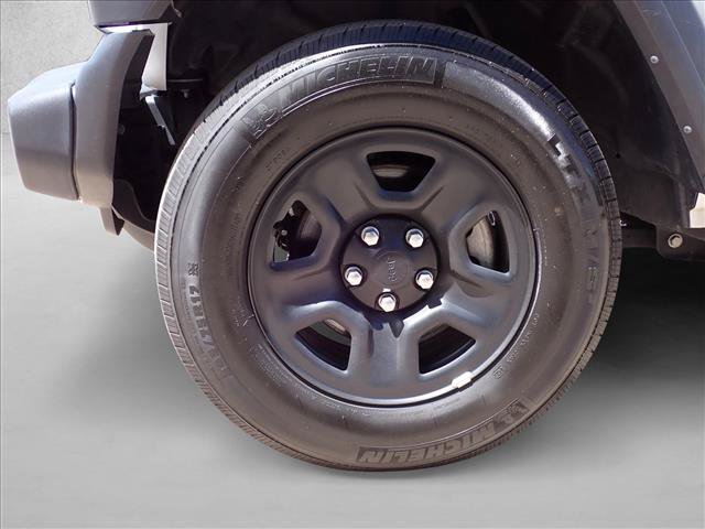 Used 2022 Jeep Wrangler Unlimited Sport AWD/4WD image 7