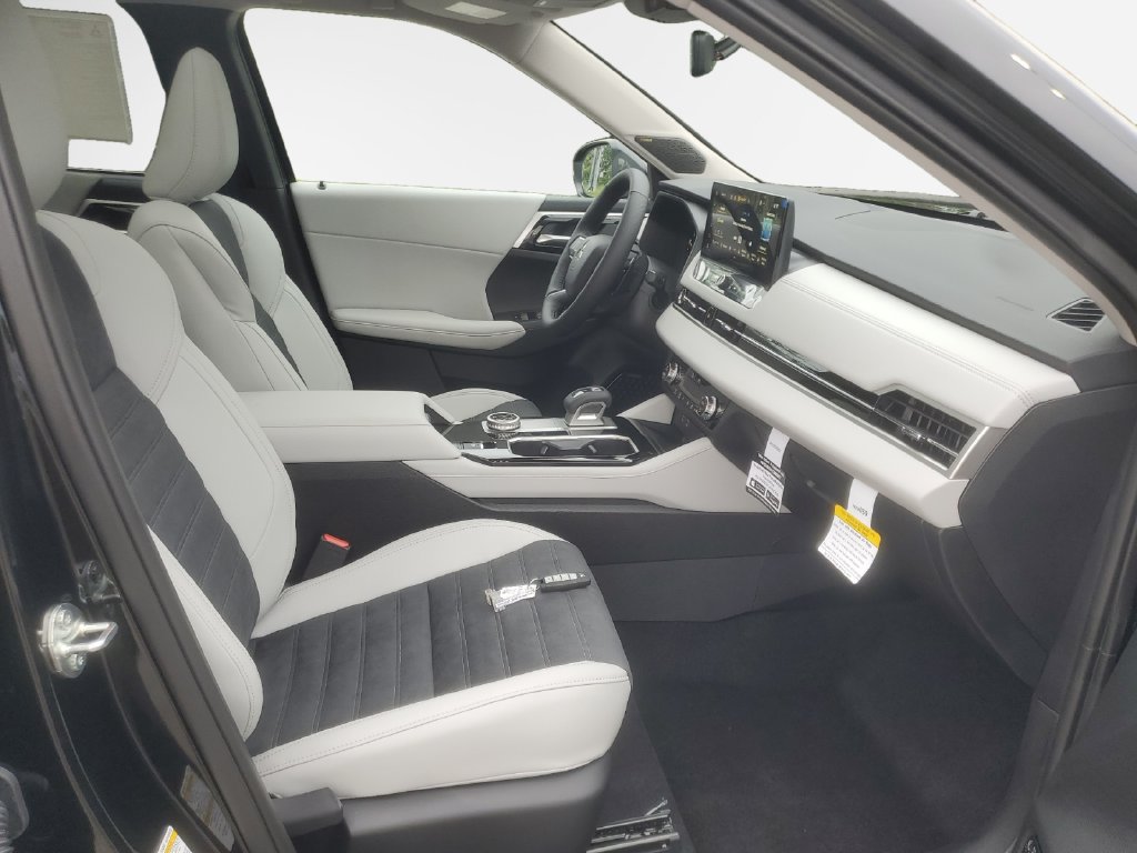 New 2026 Mitsubishi Outlander SE AWD/4WD image 26