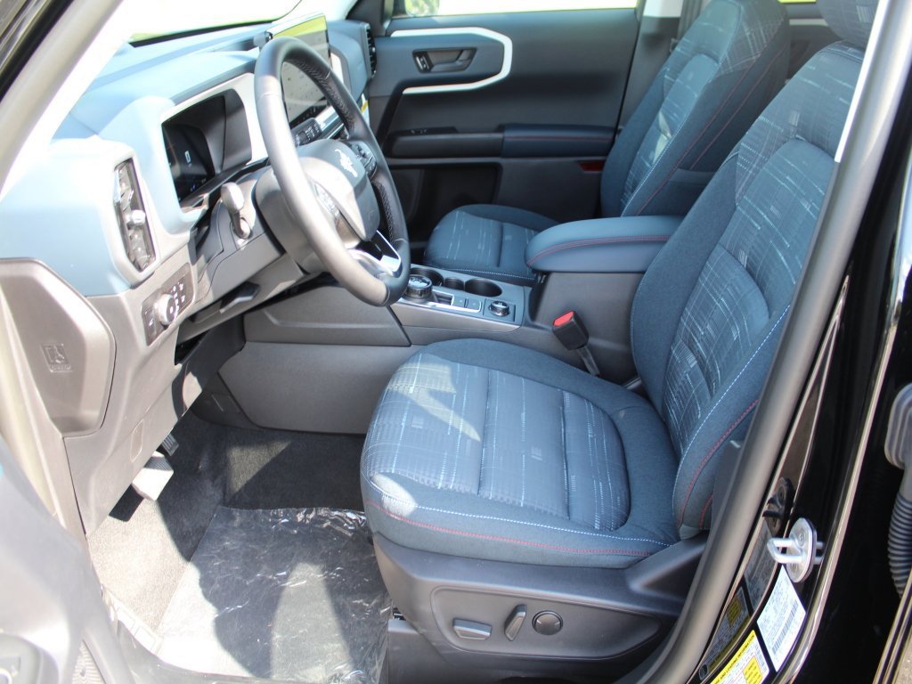 New 2025 Ford Bronco Sport Heritage w/ Convenience Package image 4