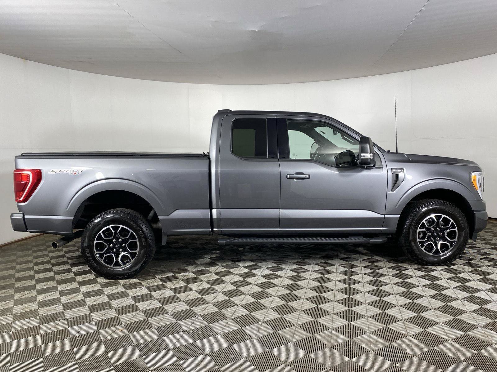 Used 2022 Ford F150 XLT w/ Equipment Group 302A High AWD/4WD image 8