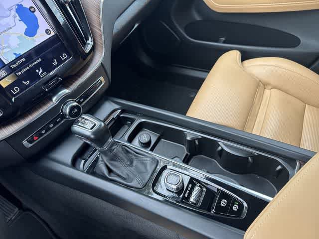 Used 2021 Volvo XC60 T5 Inscription FWD image 29