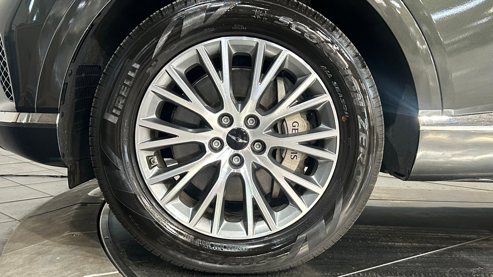 Used 2025 Genesis GV80 2.5T Standard AWD/4WD image 24