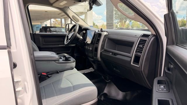 Used 2017 RAM 3500 Tradesman w/ Chrome Appearance Group image 8