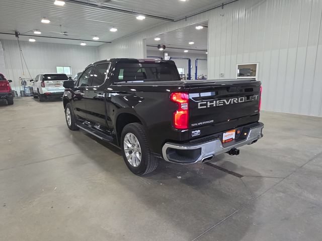 Used 2021 Chevrolet Silverado 1500 LTZ w/ LTZ Premium Package AWD/4WD image 6