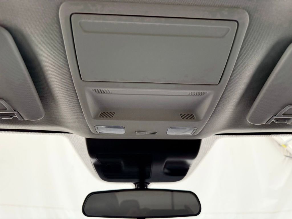 New 2025 Ford Maverick XL image 39