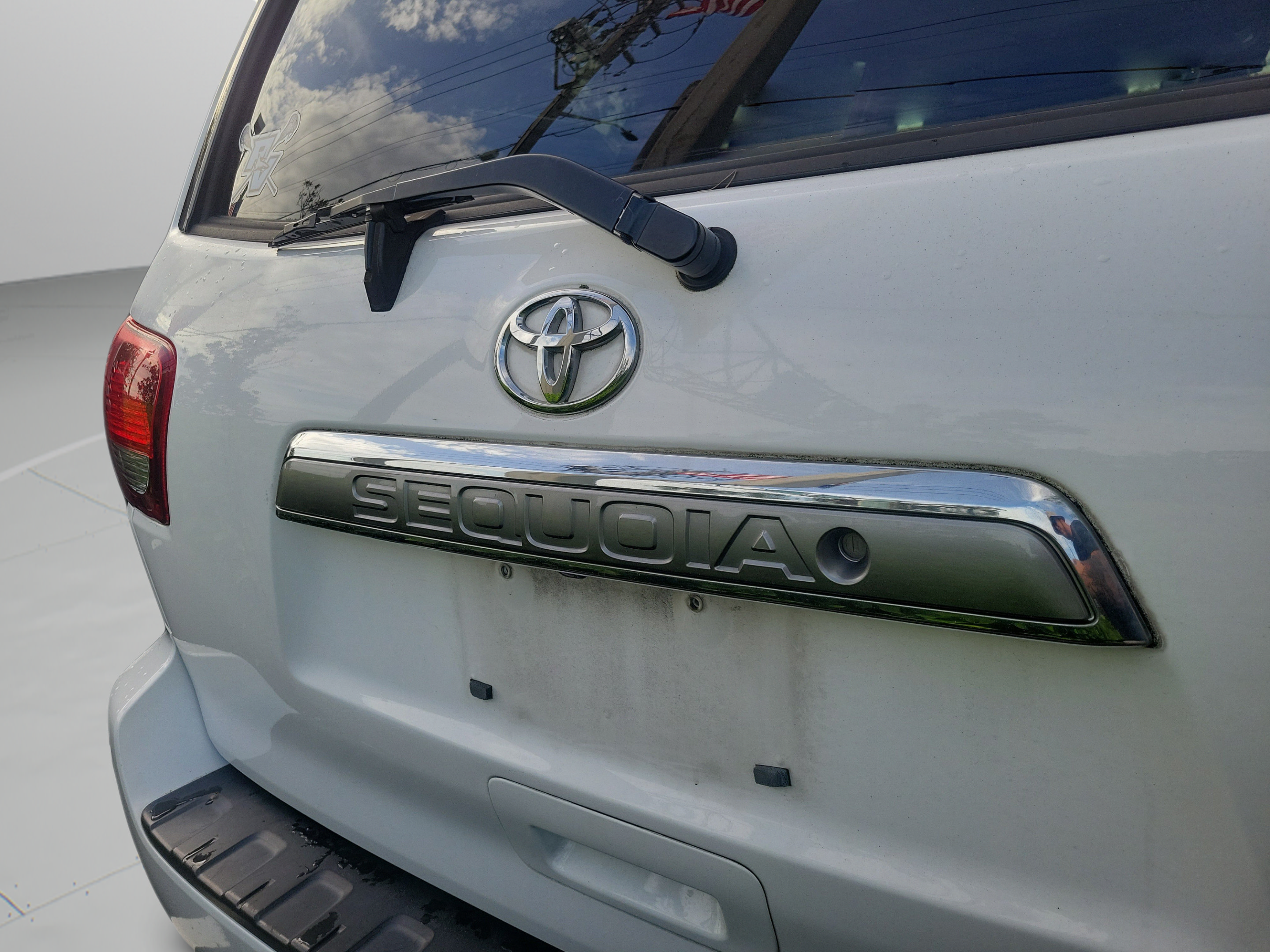 Used 2019 Toyota Sequoia Limited w/ Safety & Convenience Package AWD/4WD image 20