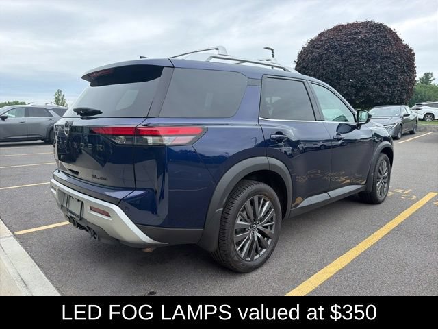 Certified 2025 Nissan Pathfinder SL w/ SL Premium Package AWD/4WD image 8
