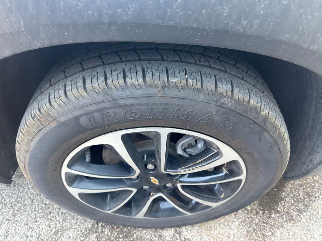 Used 2025 Chevrolet TrailBlazer LT FWD image 4