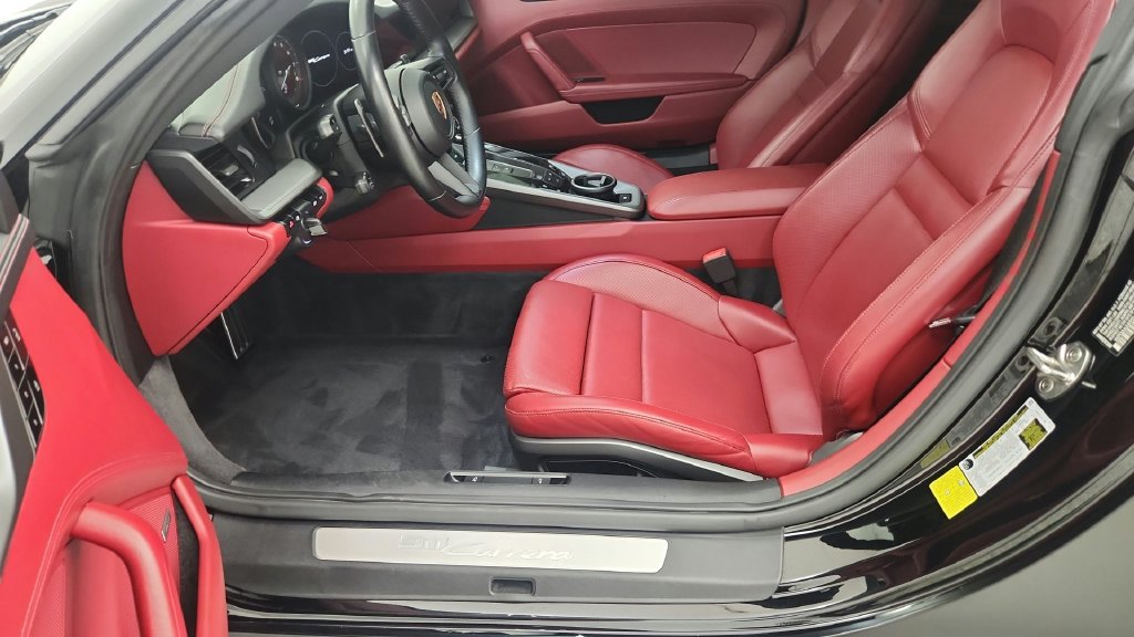 Used 2020 Porsche 911 Carrera RWD image 29