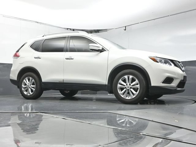 Used 2015 Nissan Rogue SV w/ SV Premium Package FWD image 53