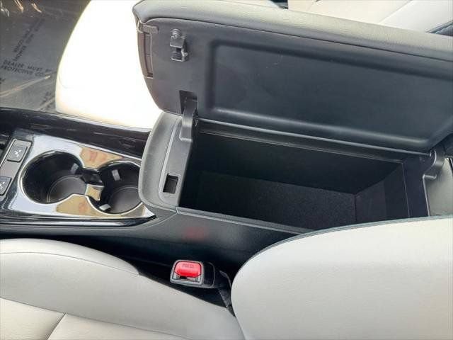 Used 2022 Toyota Prius XLE w/ Advanced Technology Package AWD/4WD image 88