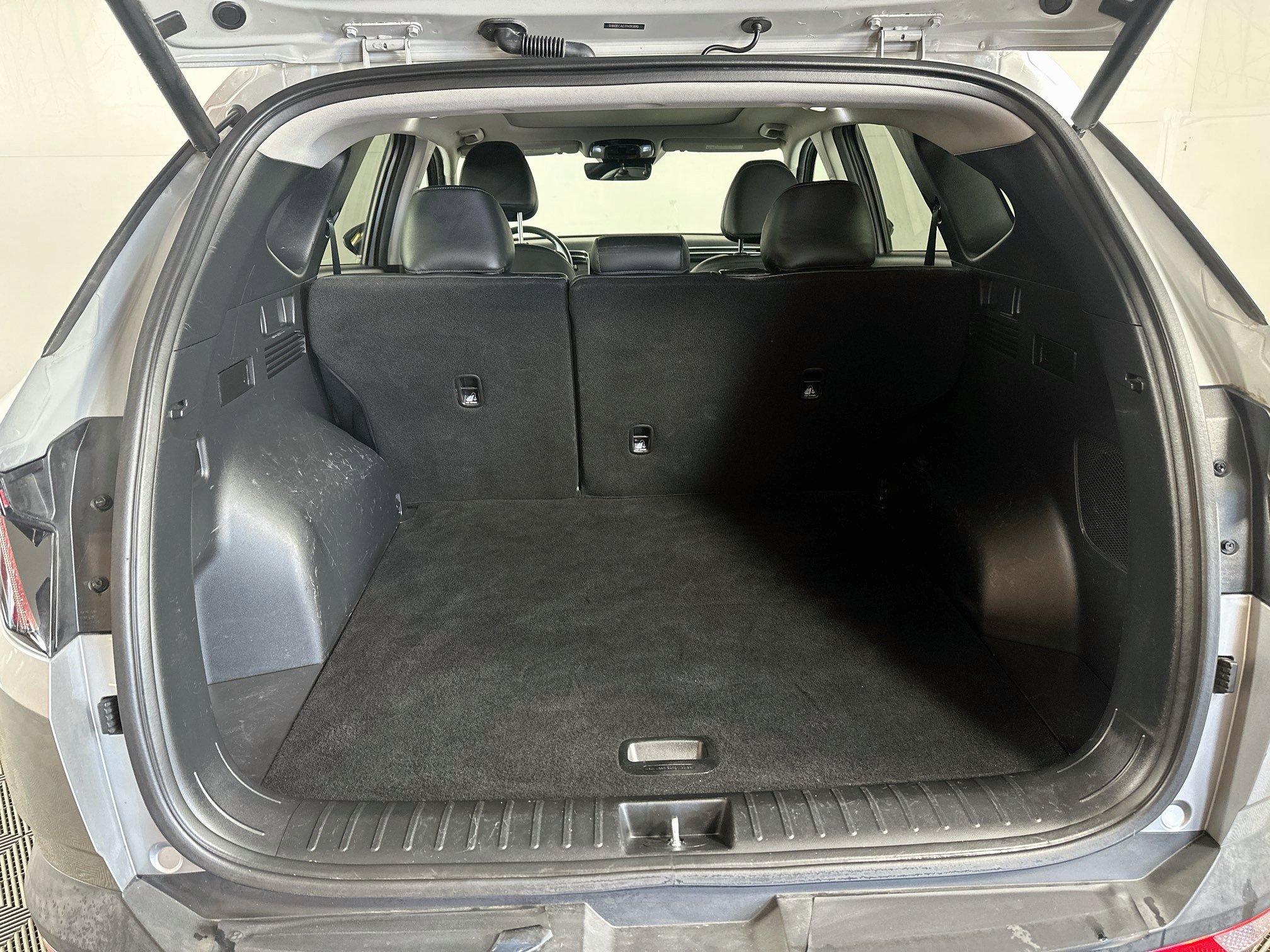 Certified 2023 Hyundai Tucson Limited AWD/4WD image 27