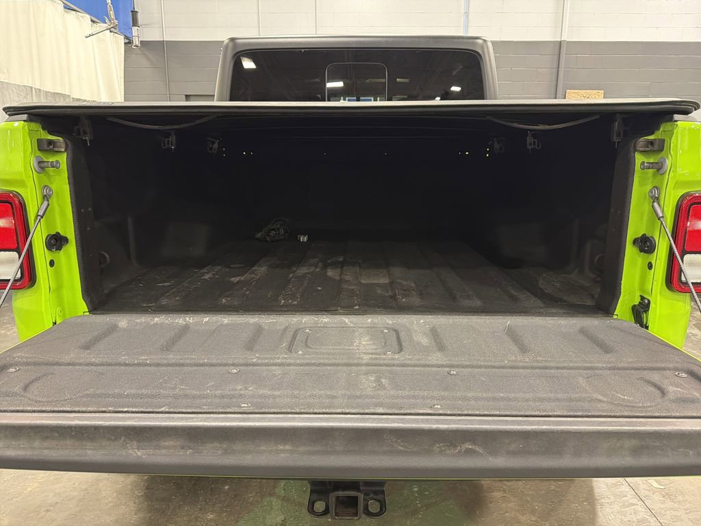 Used 2021 Jeep Gladiator Overland w/ Popular Equipment Package AWD/4WD image 18