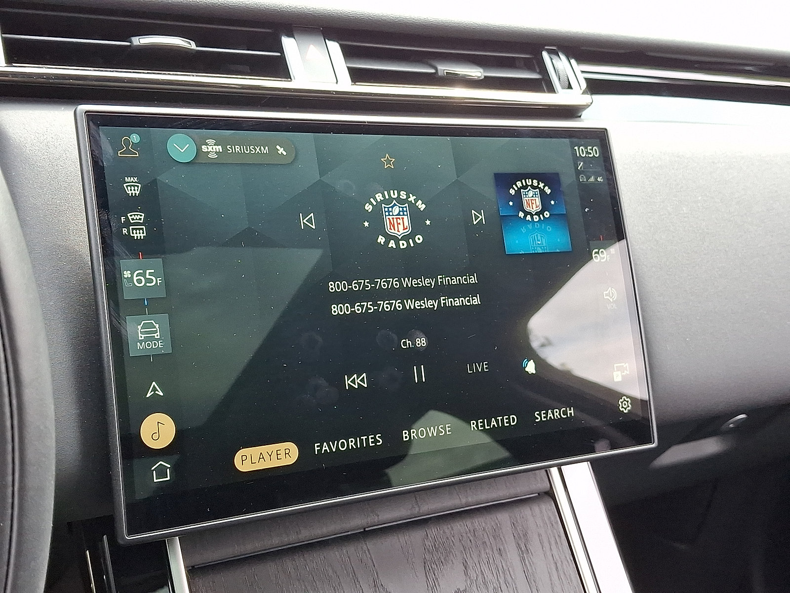 Used 2026 Land Rover Range Rover Velar S AWD/4WD image 14