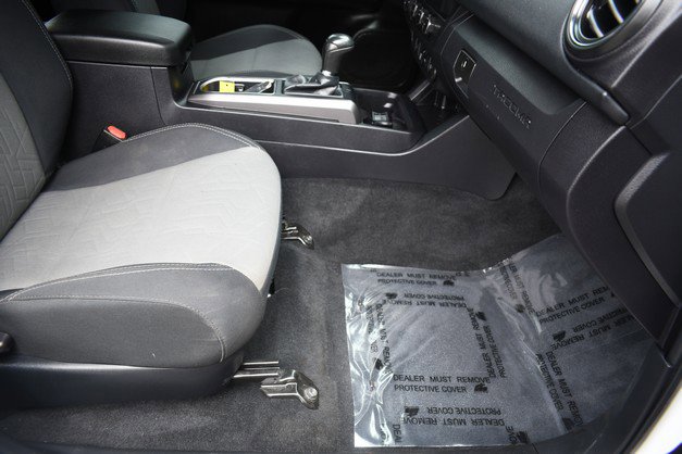 Certified 2022 Toyota Tacoma TRD Off-Road image 25