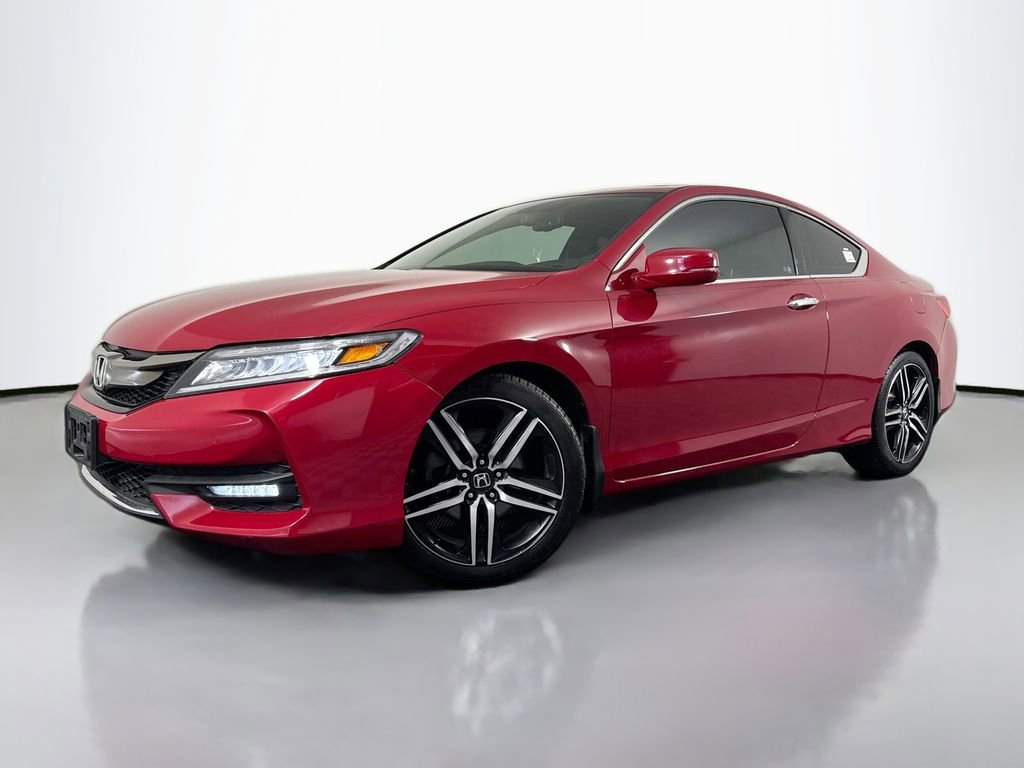 Used 2017 Honda Accord Touring image 1