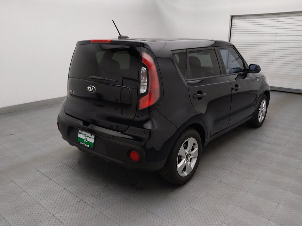 Used 2017 Kia Soul FWD image 9