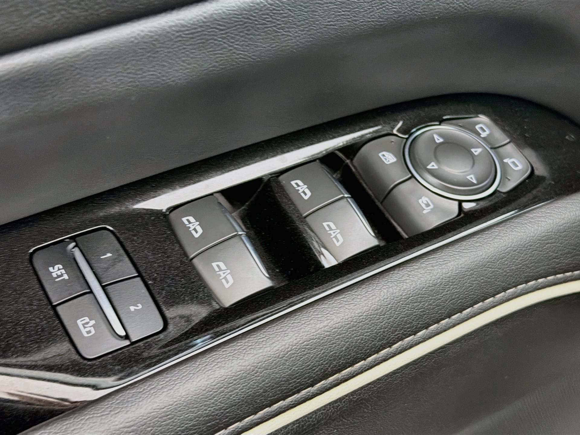 Used 2021 Cadillac Escalade Sport RWD image 24