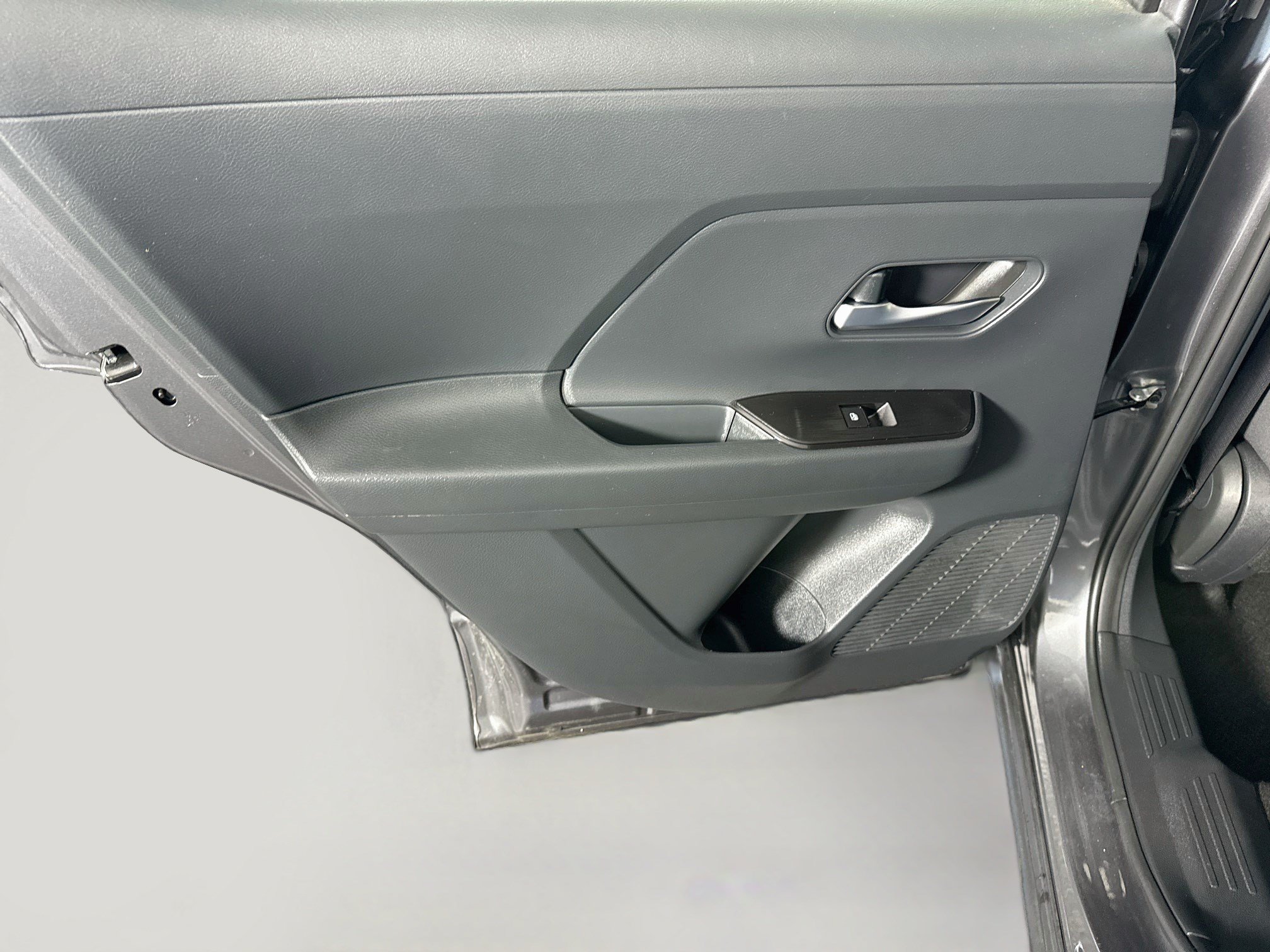 Used 2026 Nissan Kicks SV FWD image 26