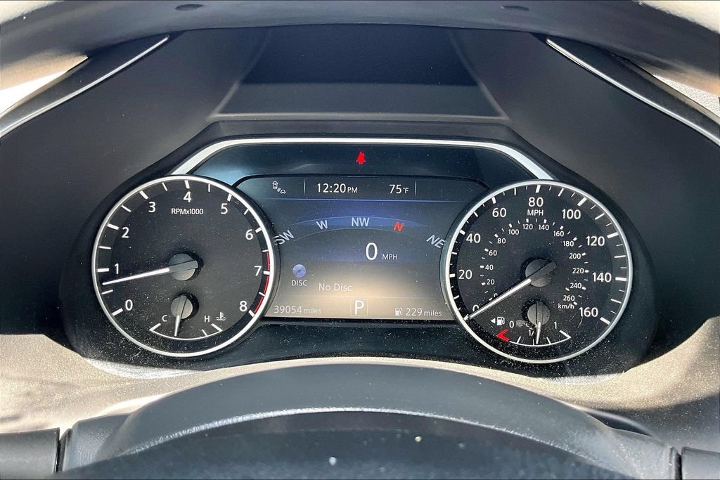 Used 2017 Nissan Murano Platinum w/ Platinum Technology Package FWD image 20