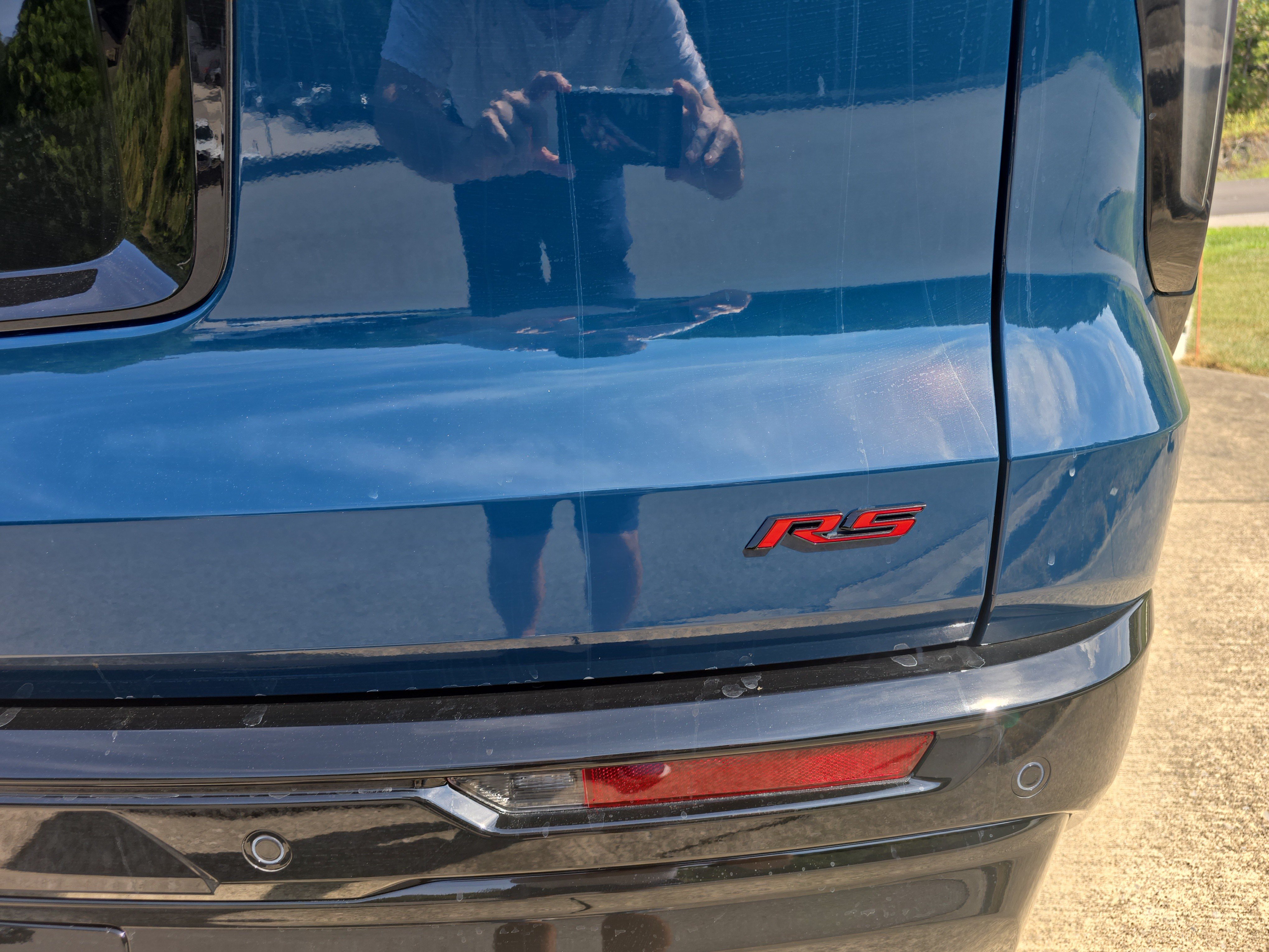 New 2027 Chevrolet Traverse RS w/ LPO, Floor Liner Package AWD/4WD image 9
