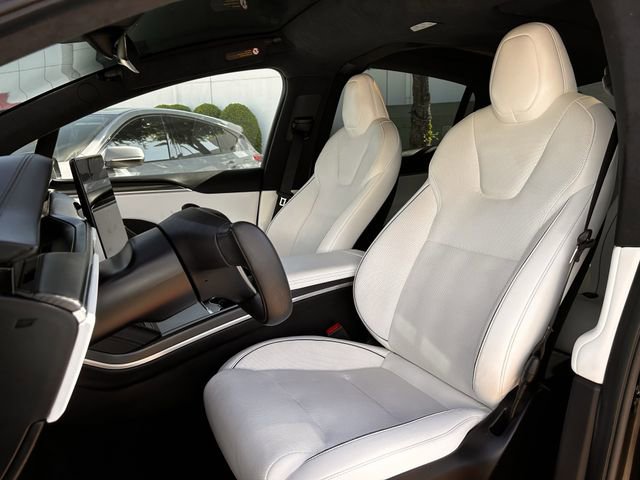 Used 2023 Tesla Model X Plaid image 22