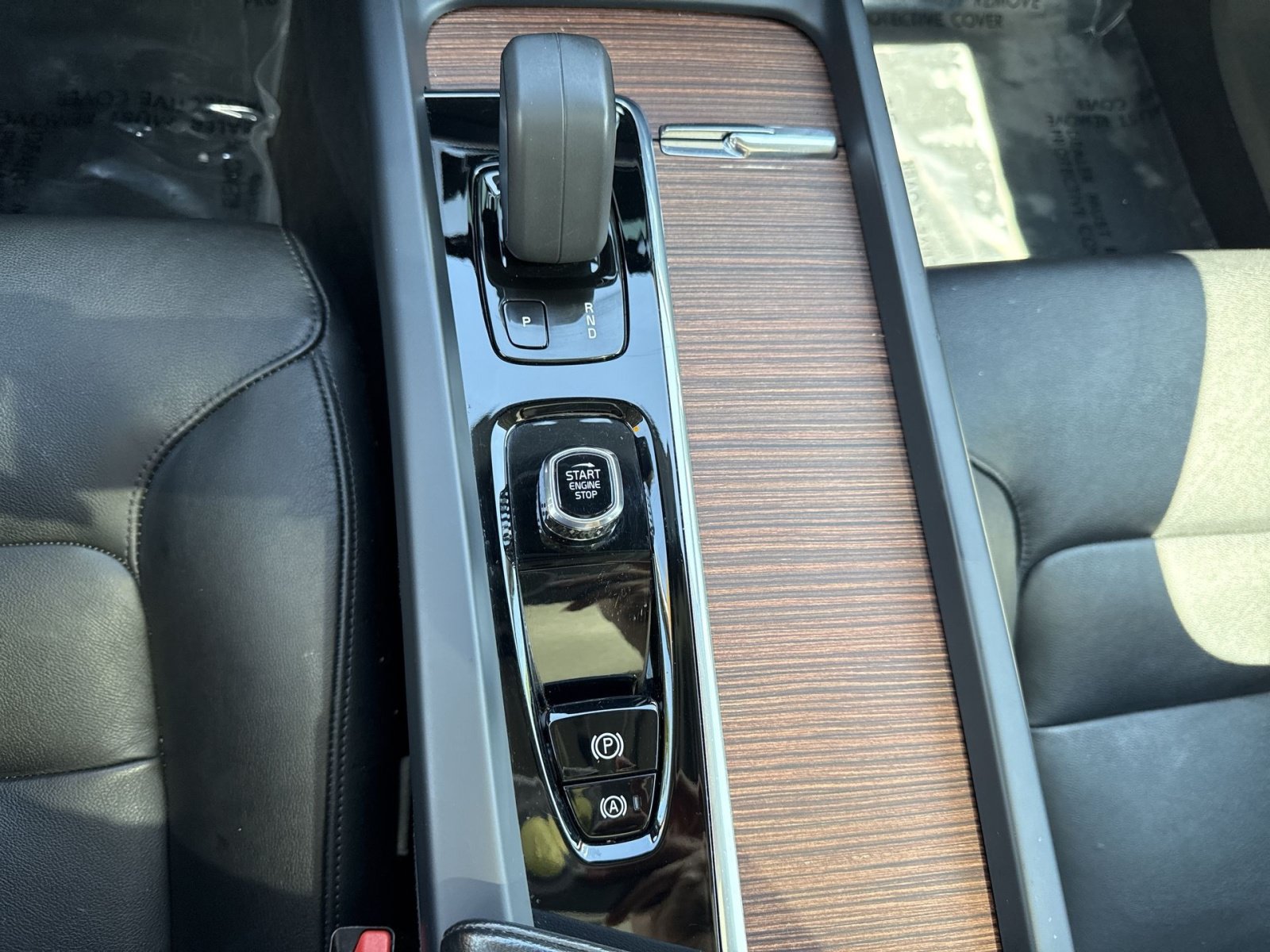 Certified 2022 Volvo S60 B5 Momentum w/ Premium Package FWD image 30