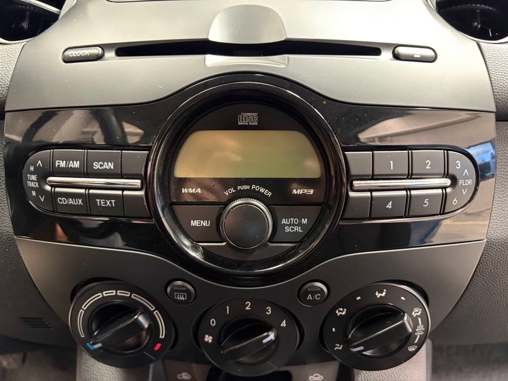 Used 2011 MAZDA MAZDA2 Touring FWD image 14