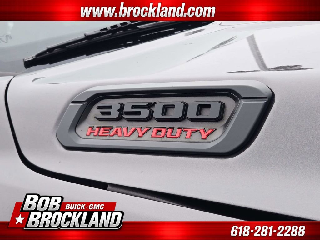 Used 2020 RAM 3500 Laramie w/ Night Edition image 21