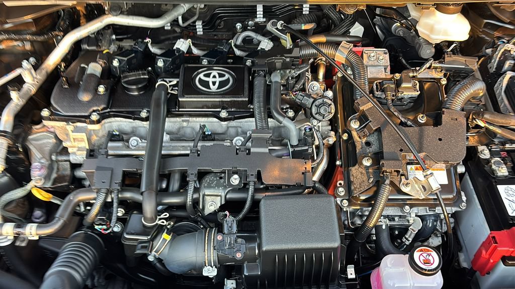 Used 2025 Toyota Corolla SE FWD image 31