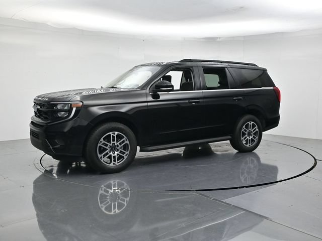Certified 2025 Ford Expedition Active RWD image 6