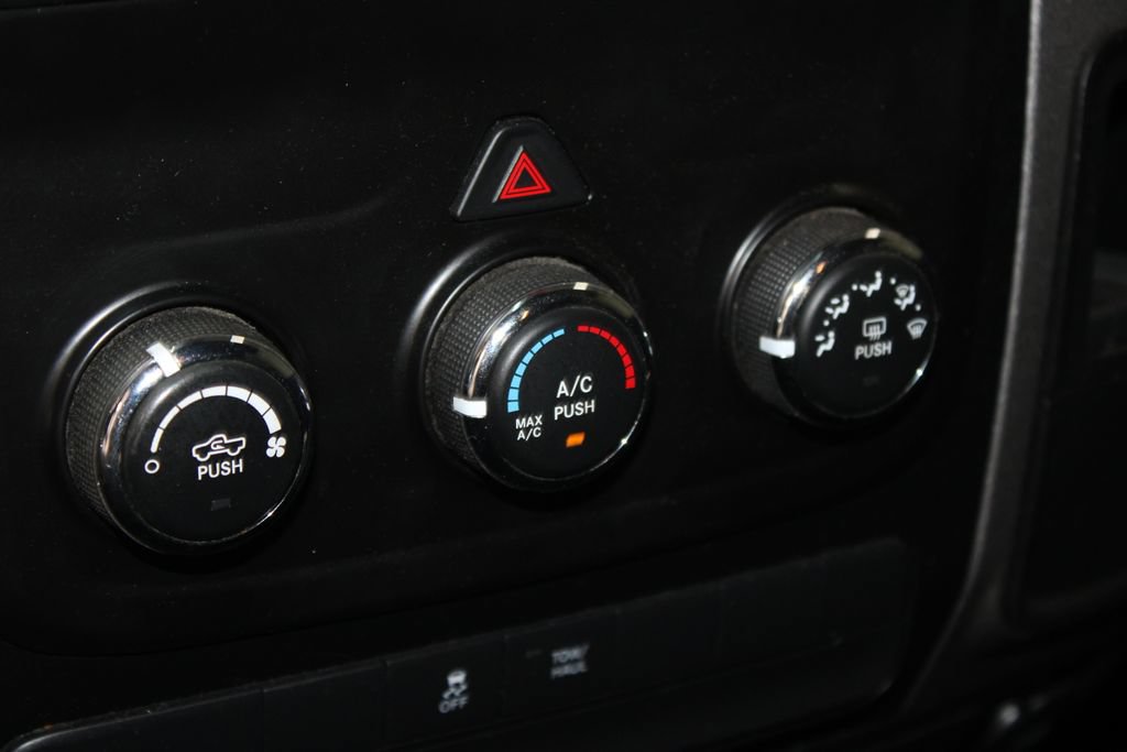 Used 2018 RAM 1500 Tradesman w/ Popular Equipment Group RWD image 27