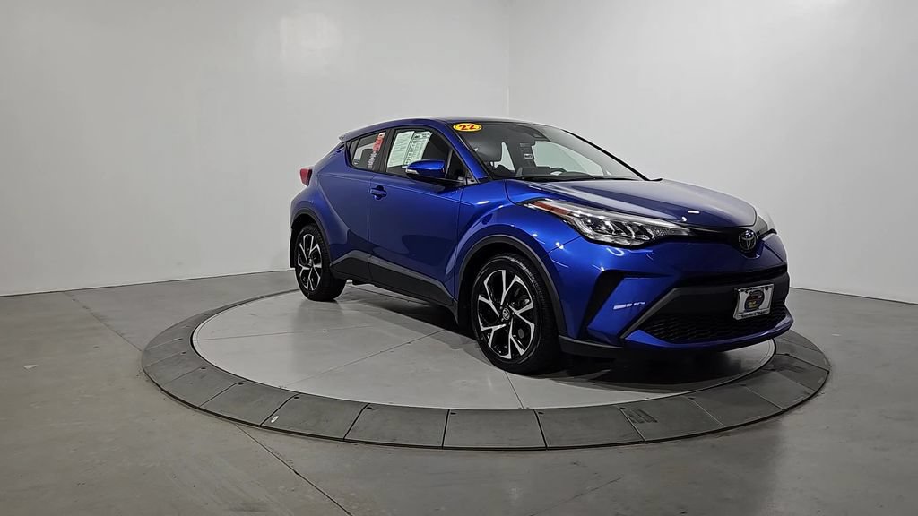 Used 2022 Toyota C-HR XLE FWD image 8