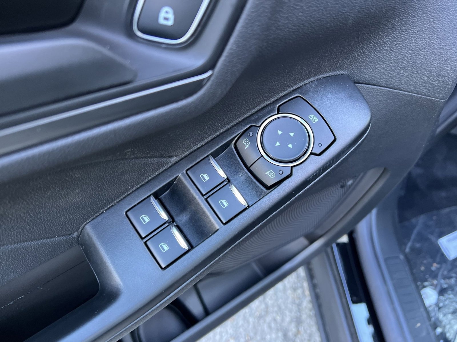 New 2026 Ford Escape Active w/ Cold Weather Package image 15