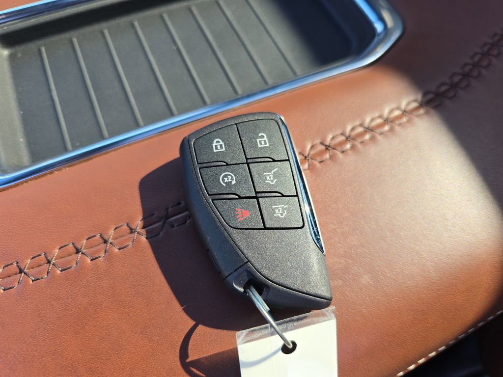 Used 2023 GMC Yukon Denali Ultimate w/ LPO, Floor Liner Package AWD/4WD image 38