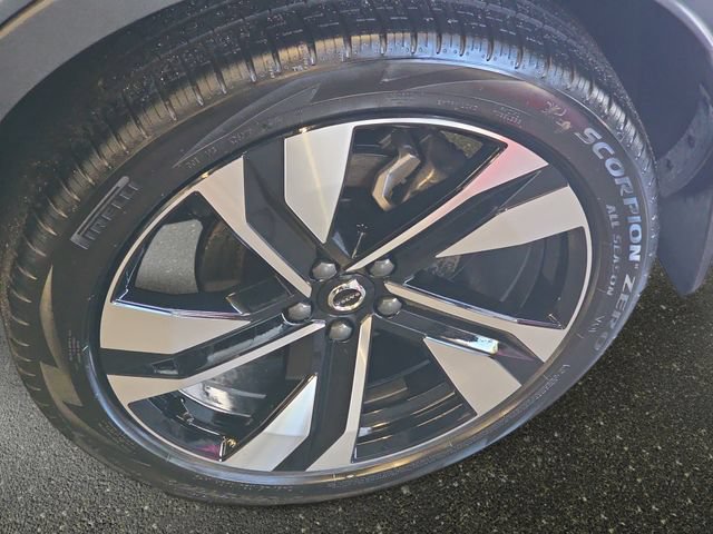 Used 2026 Volvo XC40 B5 Ultra w/ Climate Package AWD/4WD image 35